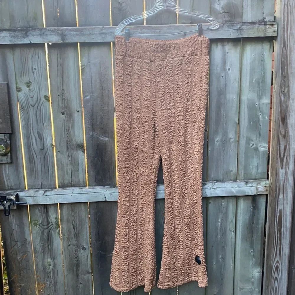 Endless Rose Bell bottoms sz. L